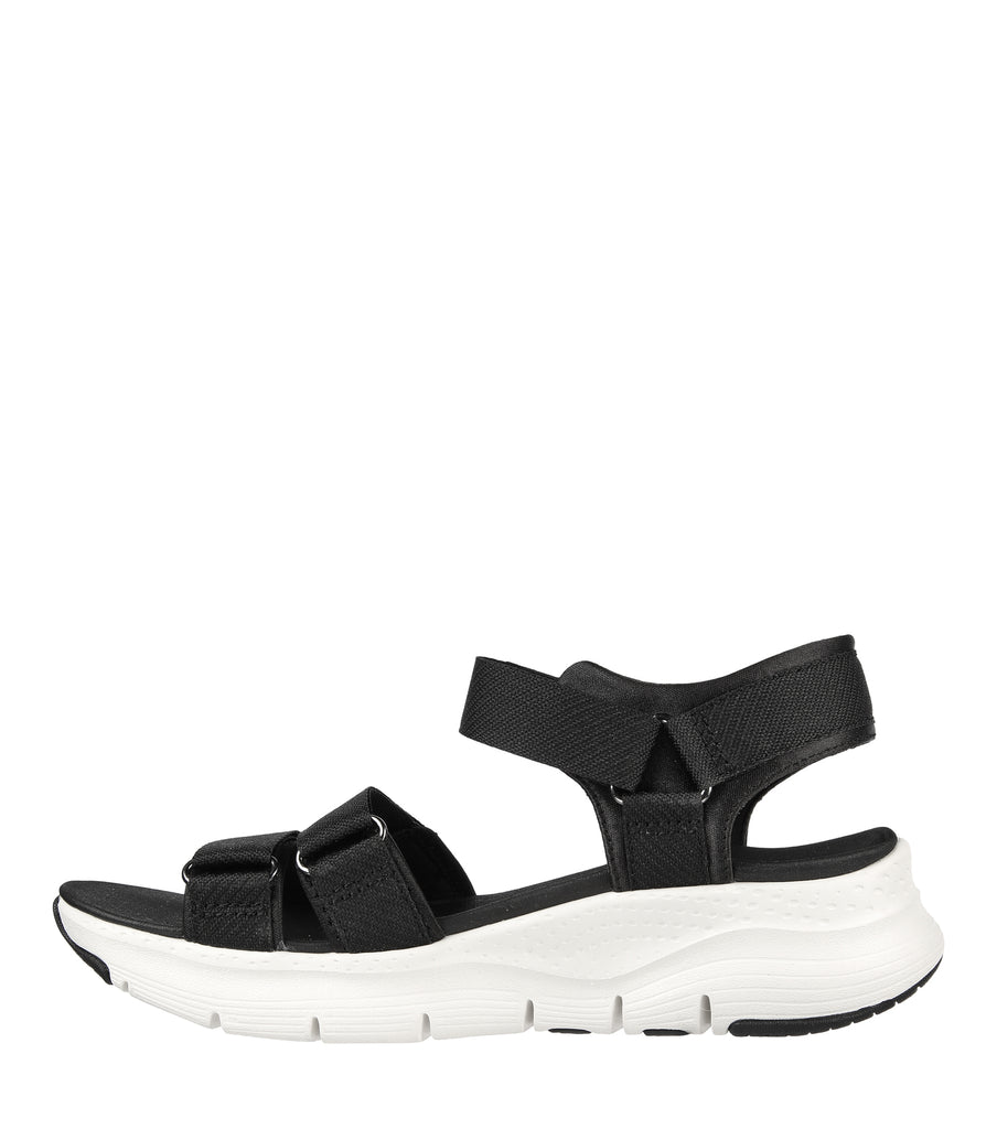 Skechers light 2024 star sandals